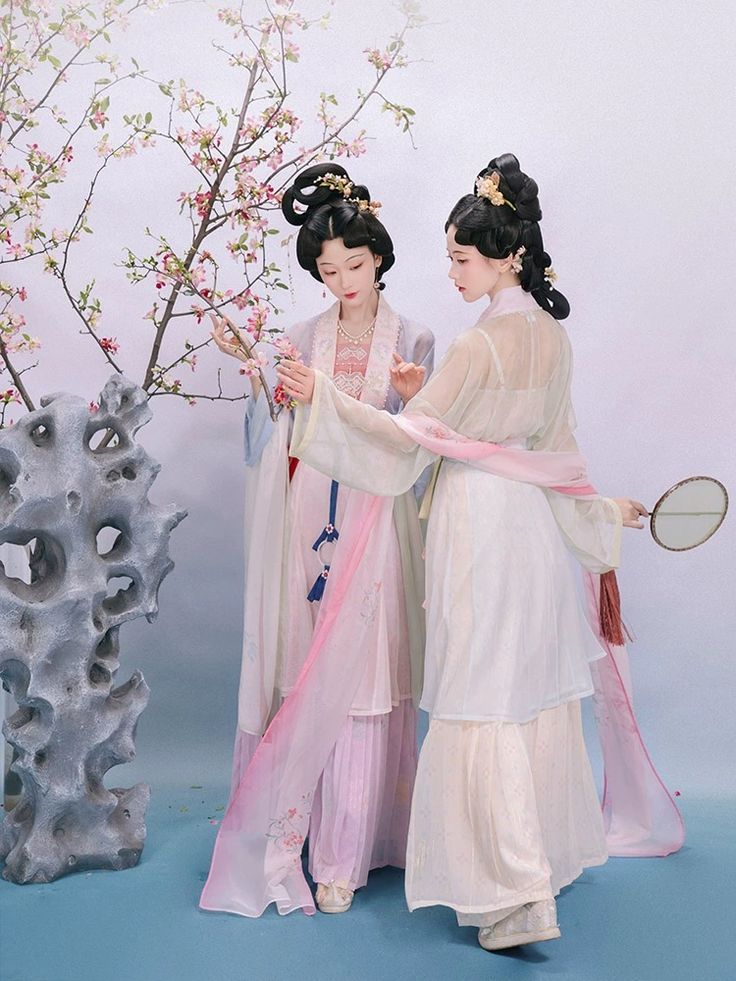 Exploring the Elegance of Purple Cheongsam with Open Splits Exploring the Elegance of Purple Cheongsam with Open Splits