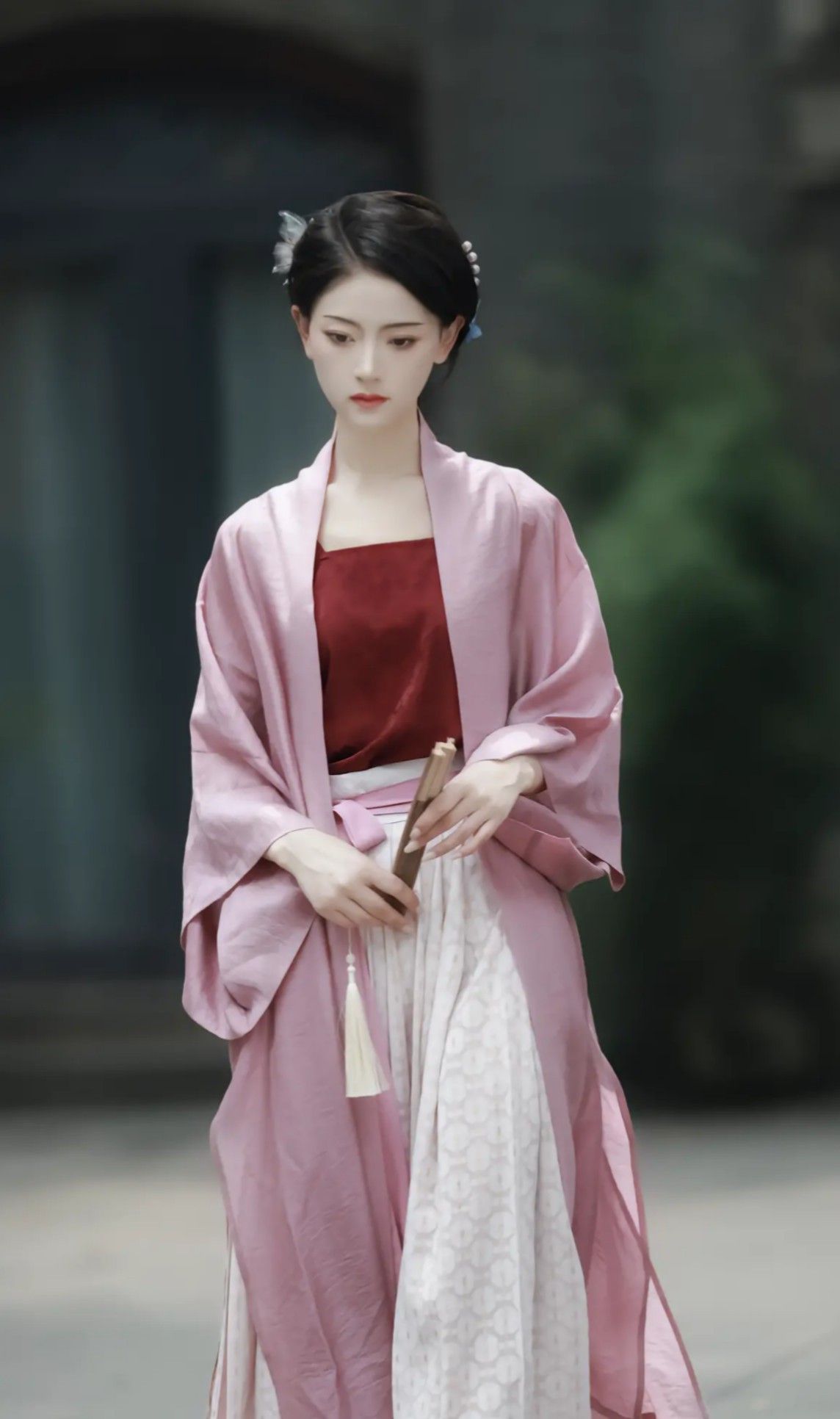 Purple-Dyed Traditional Hanfu:A Journey into the World of Fashion Evolution Purple-Dyed Traditional Hanfu:A Journey into the World of Fashion Evolution