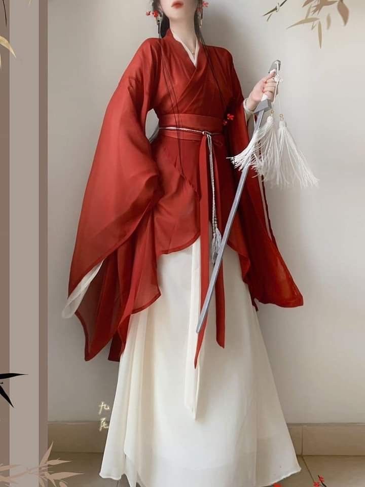 The Splendor of Suzhou Cheongsam:The Elegant and Exquisite Aristocratic Lady The Splendor of Suzhou Cheongsam:The Elegant and Exquisite Aristocratic Lady