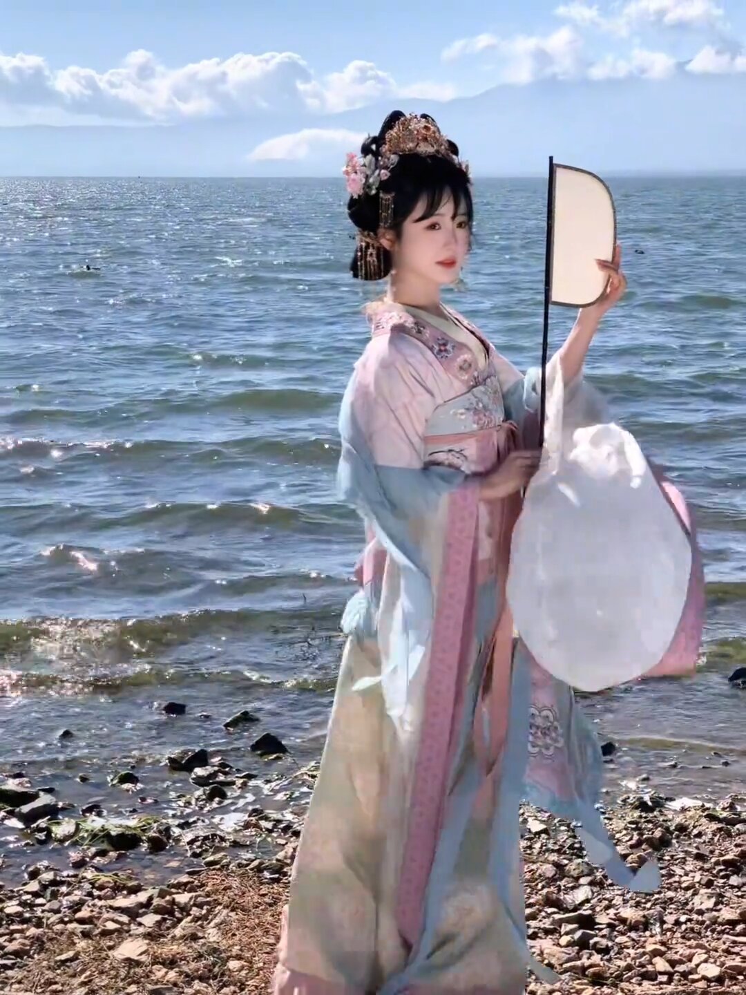Traditional Tang-Style Chinese-Inspired Girls Summer Dress Collection Traditional Tang-Style Chinese-Inspired Girls Summer Dress Collection