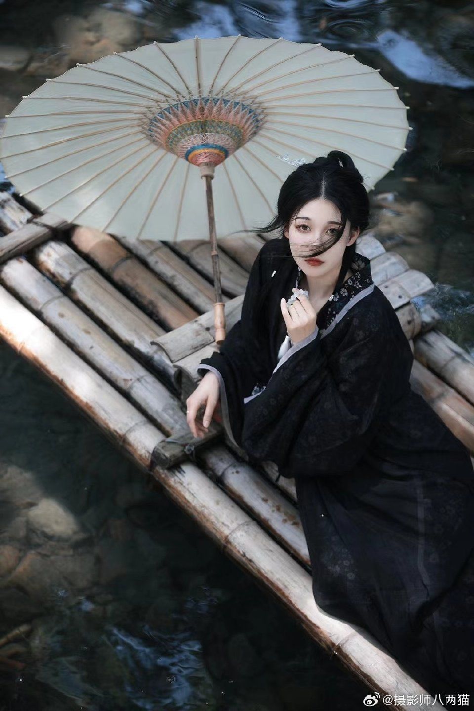 Oriental Chic:OSLIs Qipao Fusion of Traditional Chinese Elegance and Modern Fashion Oriental Chic:OSLIs Qipao Fusion of Traditional Chinese Elegance and Modern Fashion