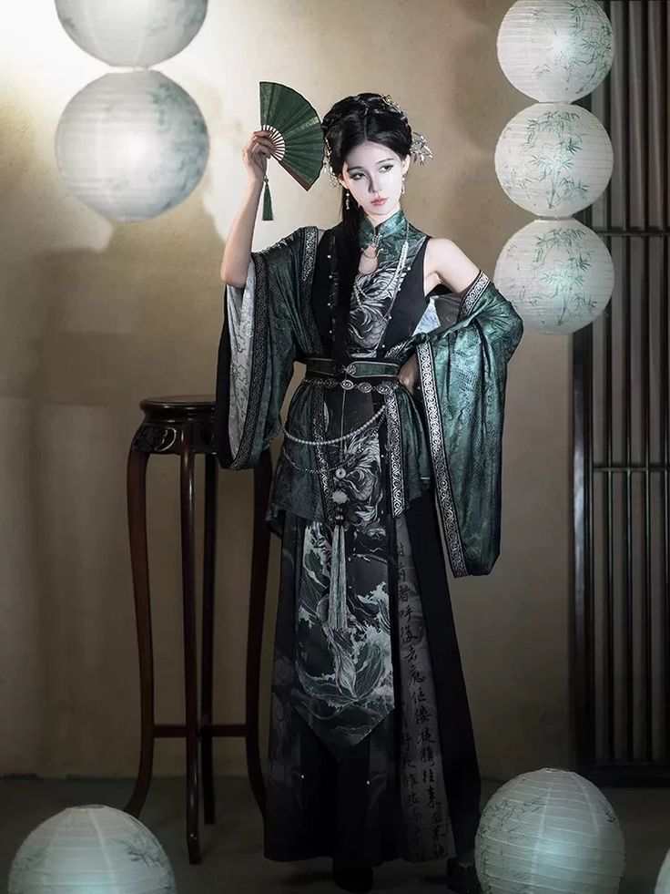 The Song Dynasty Hanfu in Winter:A Journey into Traditional Chinese Fashion The Song Dynasty Hanfu in Winter:A Journey into Traditional Chinese Fashion