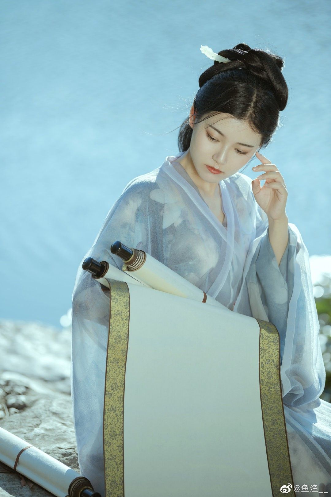 Wang Lus Hanfu Fashion:Exploring the Allure of Traditional Chinese Clothing Wang Lus Hanfu Fashion:Exploring the Allure of Traditional Chinese Clothing