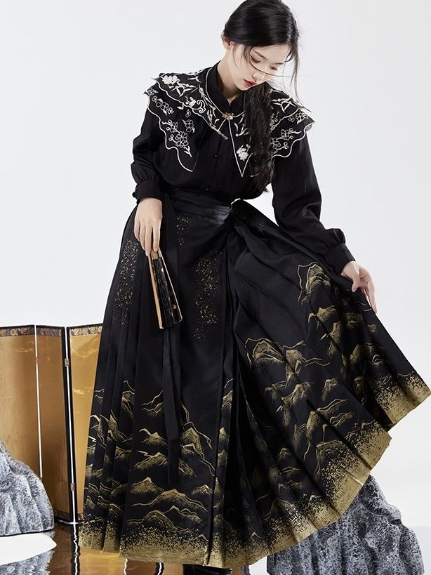 Elegant and Casual Qipao for Women in Summer Elegant and Casual Qipao for Women in Summer