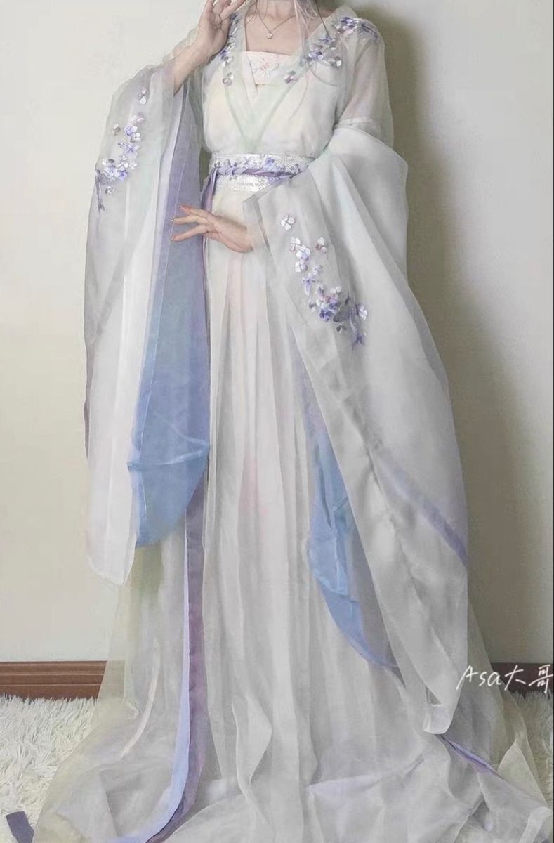 The Beauty of Song Dynasty Hanfu:The Wide Sleeve of Song Han Womens Clothing The Beauty of Song Dynasty Hanfu:The Wide Sleeve of Song Han Womens Clothing
