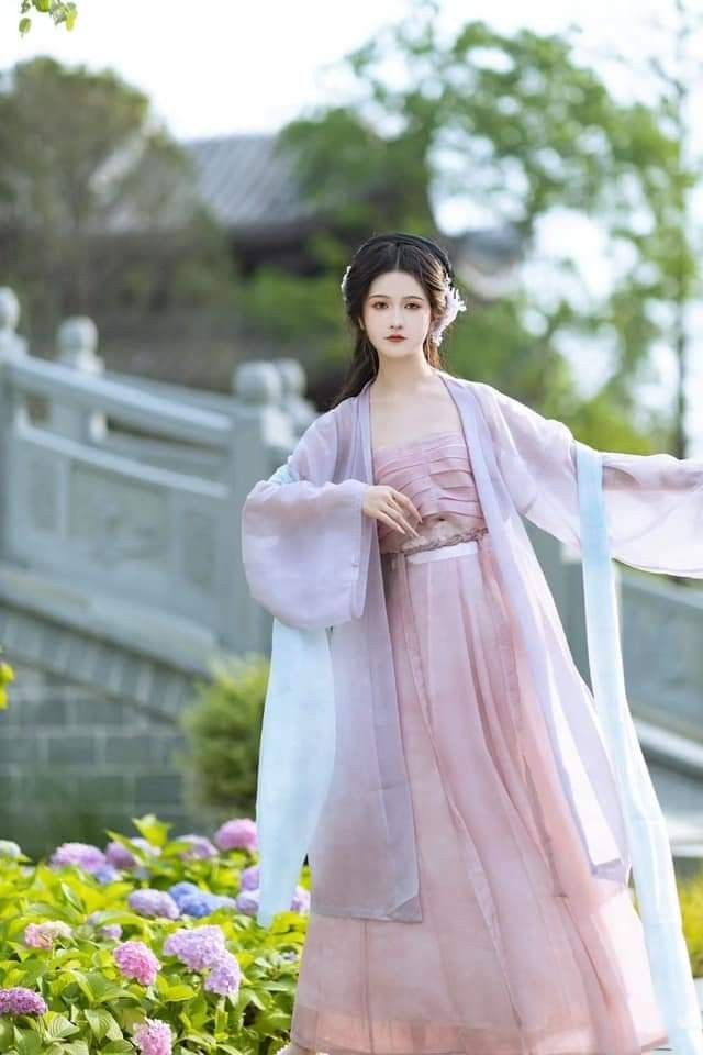 Exploring the World of Girls Hanfu Bags:A Cultural Journey Exploring the World of Girls Hanfu Bags:A Cultural Journey