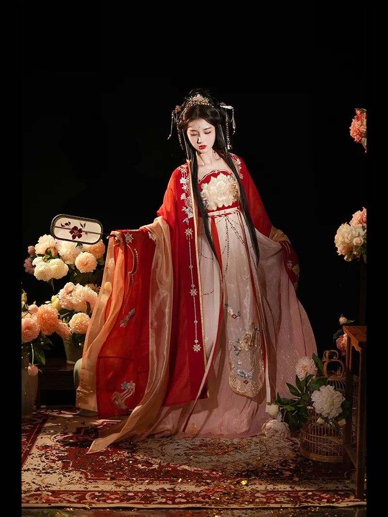 Embracing the Traditional:Hanfu Fashion for Plus-Size Teens,Age 12-15 Embracing the Traditional:Hanfu Fashion for Plus-Size Teens,Age 12-15