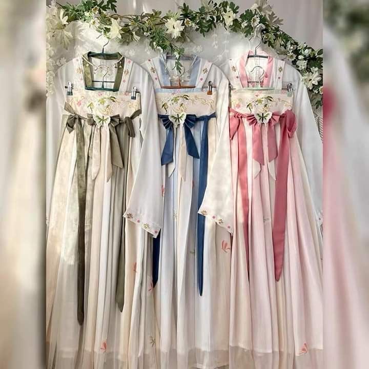 The Rise of Hanfu Fashion in Little Chinese Girls The Rise of Hanfu Fashion in Little Chinese Girls