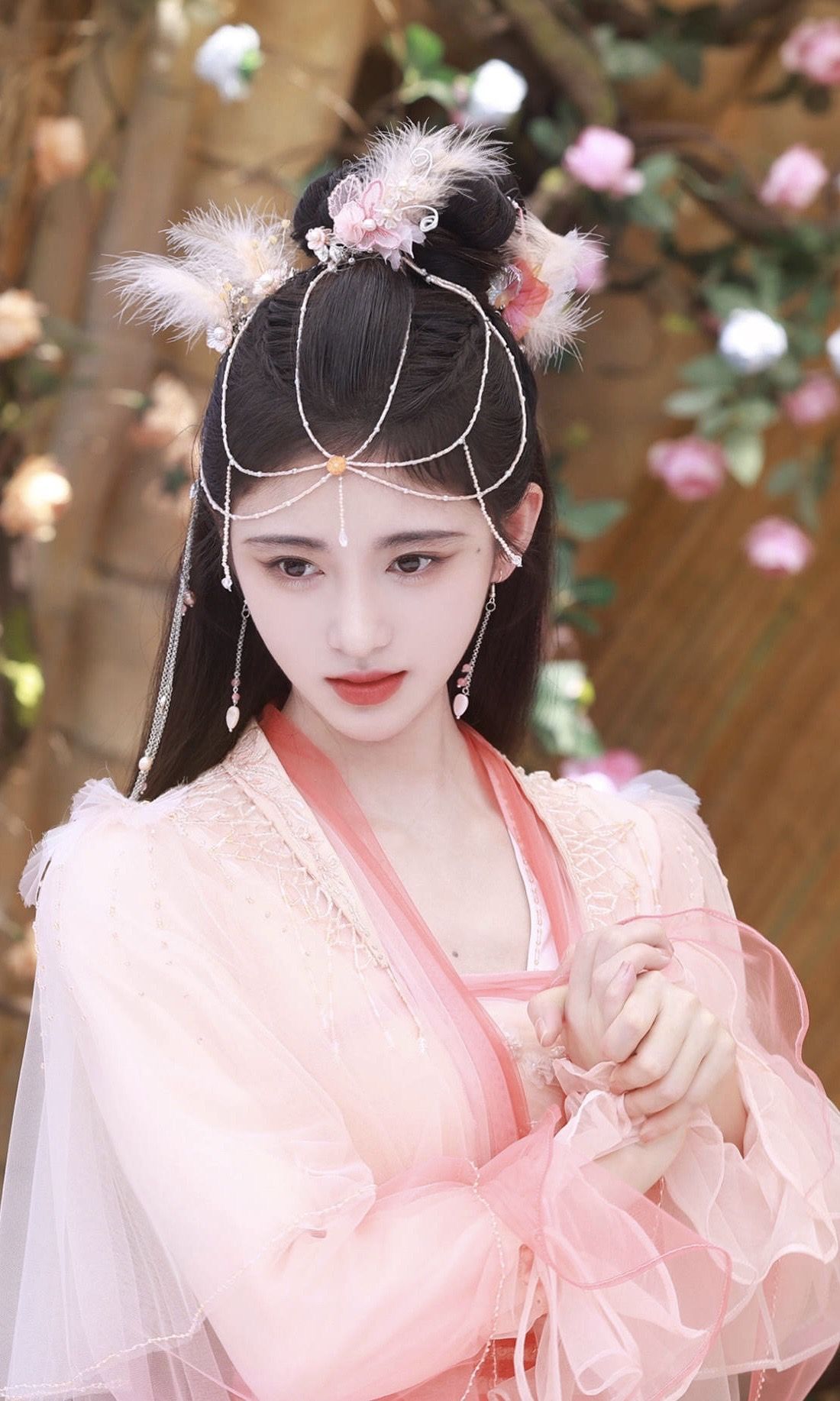 Traditional Chinese Womens Tang-Style Blouses:A Blend of Elegance and Heritage Traditional Chinese Womens Tang-Style Blouses:A Blend of Elegance and Heritage
