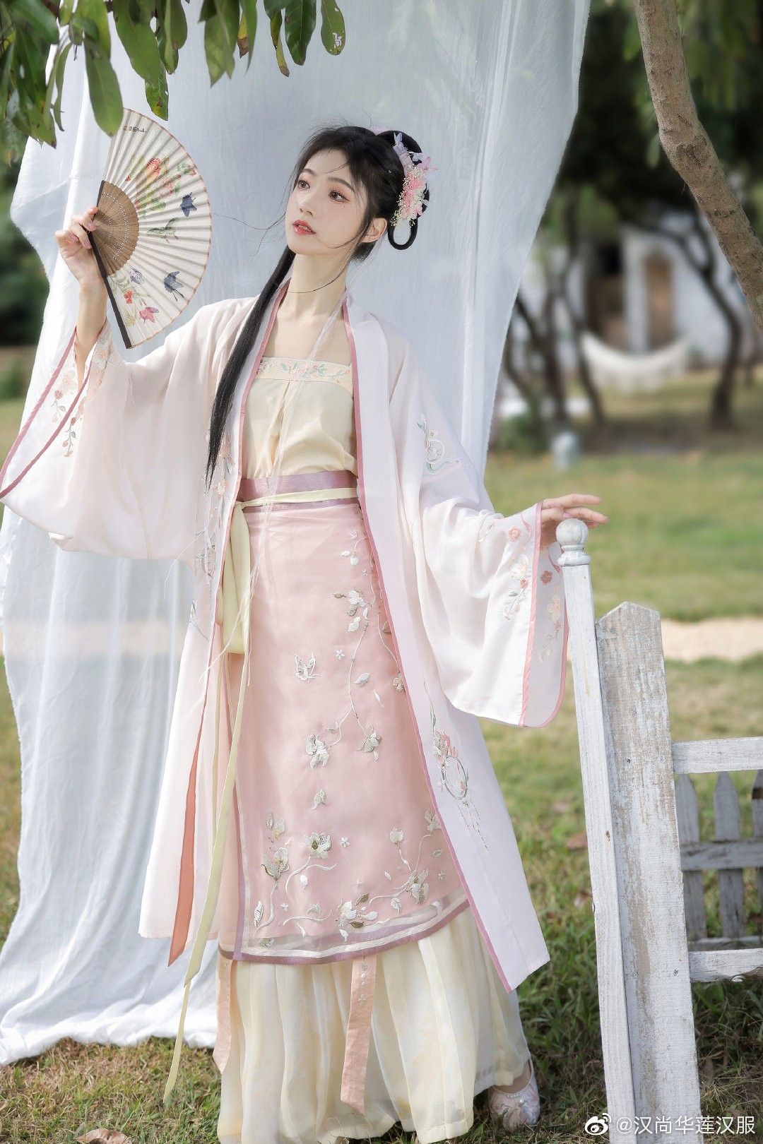 The Allure of Open-Front Cheongsam:A Cultural Icon of Chinese Fashion The Allure of Open-Front Cheongsam:A Cultural Icon of Chinese Fashion