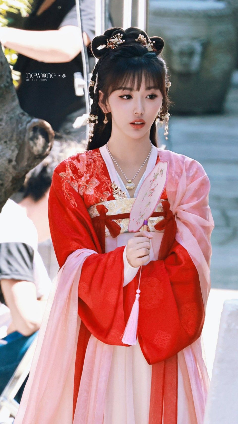 Vintage-Style Cheongsam:Embracing the Summer in Traditional Elegance Vintage-Style Cheongsam:Embracing the Summer in Traditional Elegance
