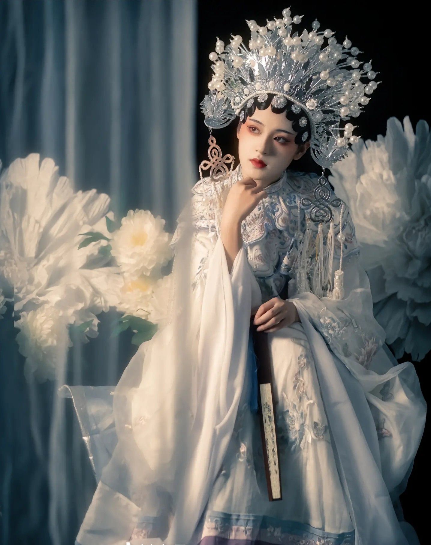 The Origin of Colorful Yarn Dance:The Story of Wansongshan Original Hanfu Costume The Origin of Colorful Yarn Dance:The Story of Wansongshan Original Hanfu Costume