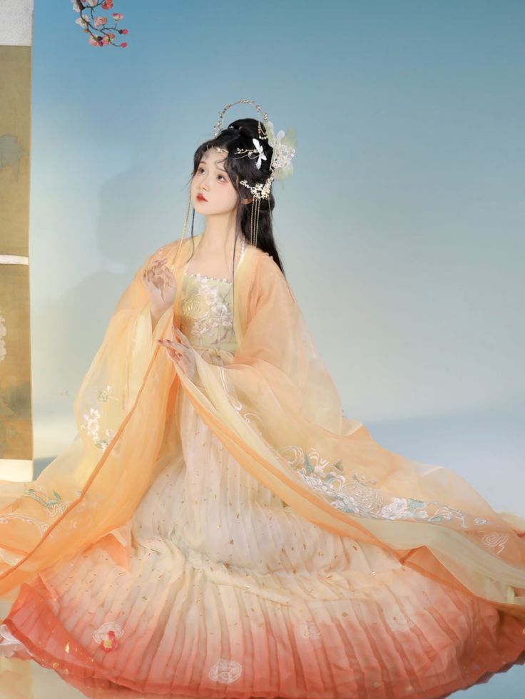 Summer Elegance of Song Dynasty Hanfu for Young Girls Summer Elegance of Song Dynasty Hanfu for Young Girls