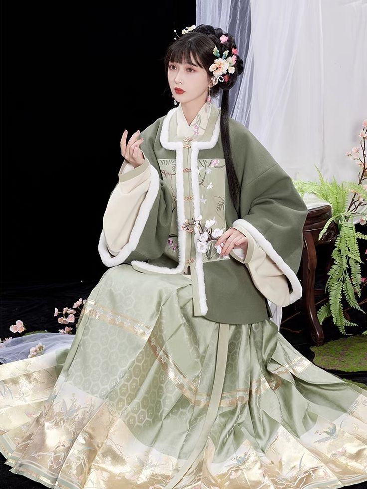 Aomalan Fashion Show:The Elegance of Cheongsam and Shoes Aomalan Fashion Show:The Elegance of Cheongsam and Shoes