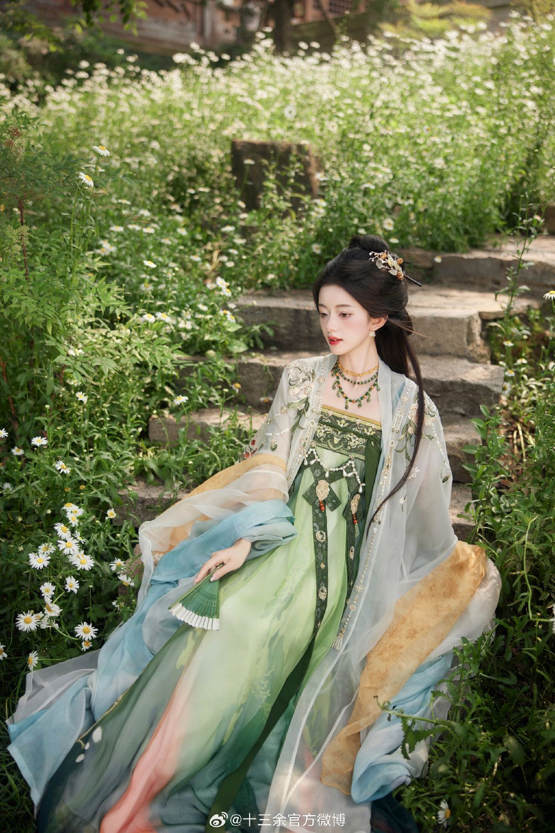 Childrens Hanfu Autumn Winter Coats:A Guide to Stylish and Warm Options Childrens Hanfu Autumn Winter Coats:A Guide to Stylish and Warm Options