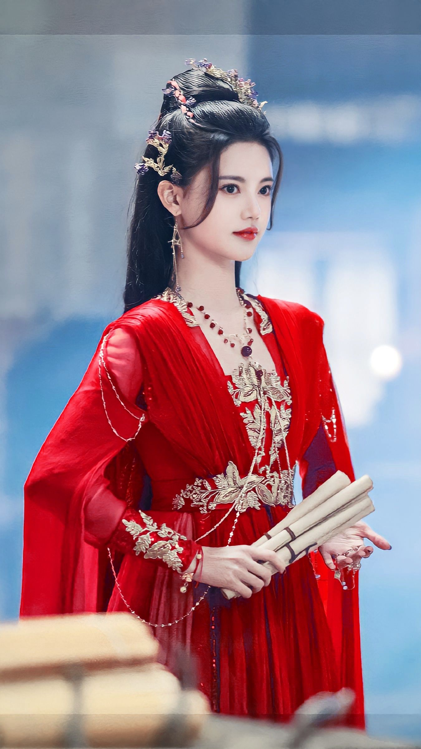 Chinese Traditional New Years Hanfu Robes for Girls:A Guide to Elegant and Warm Baisian Costumes Chinese Traditional New Years Hanfu Robes for Girls:A Guide to Elegant and Warm Baisian Costumes