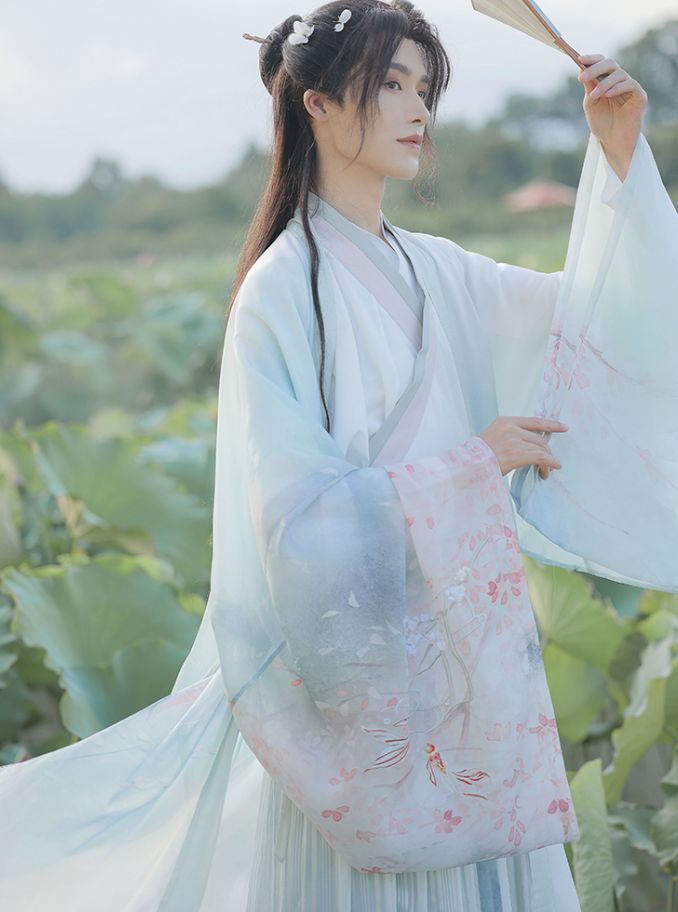 醋酸缎面旗袍,大码女性的优雅之选 醋酸缎面旗袍,大码女性的优雅之选