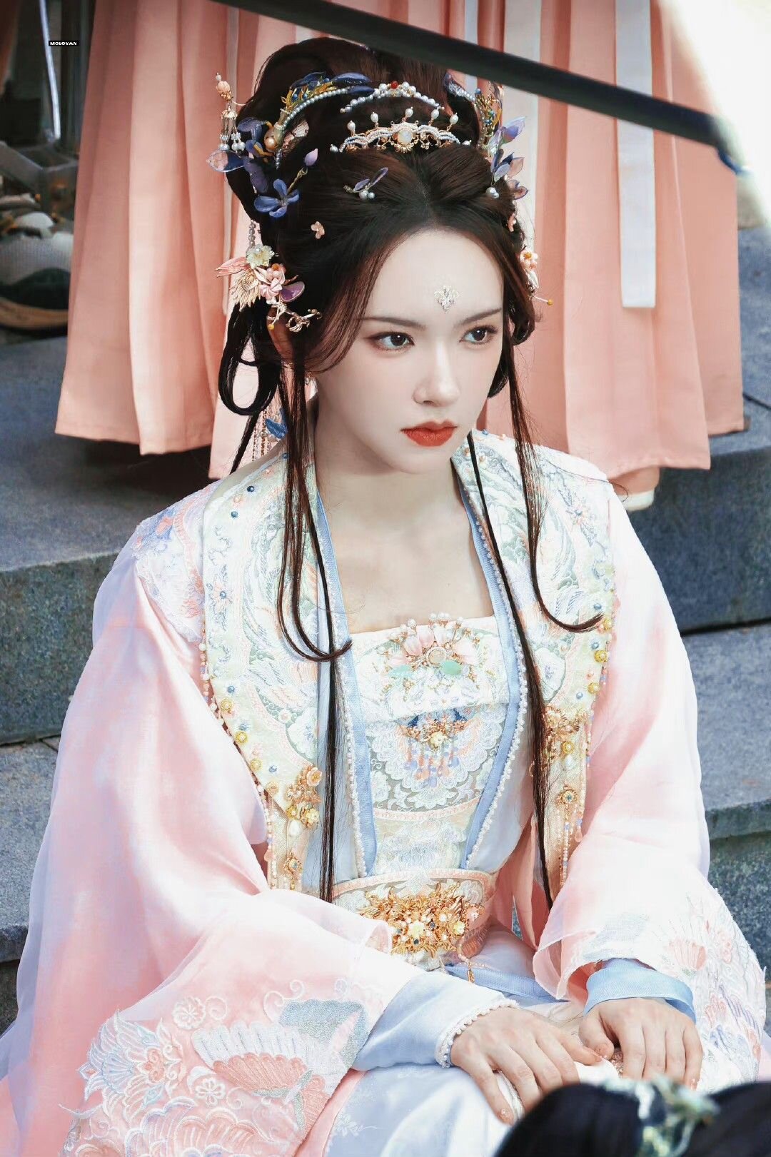 The Splendor of Tang-Style Hanfu:Ancient Chinese Clothing Tradition The Splendor of Tang-Style Hanfu:Ancient Chinese Clothing Tradition