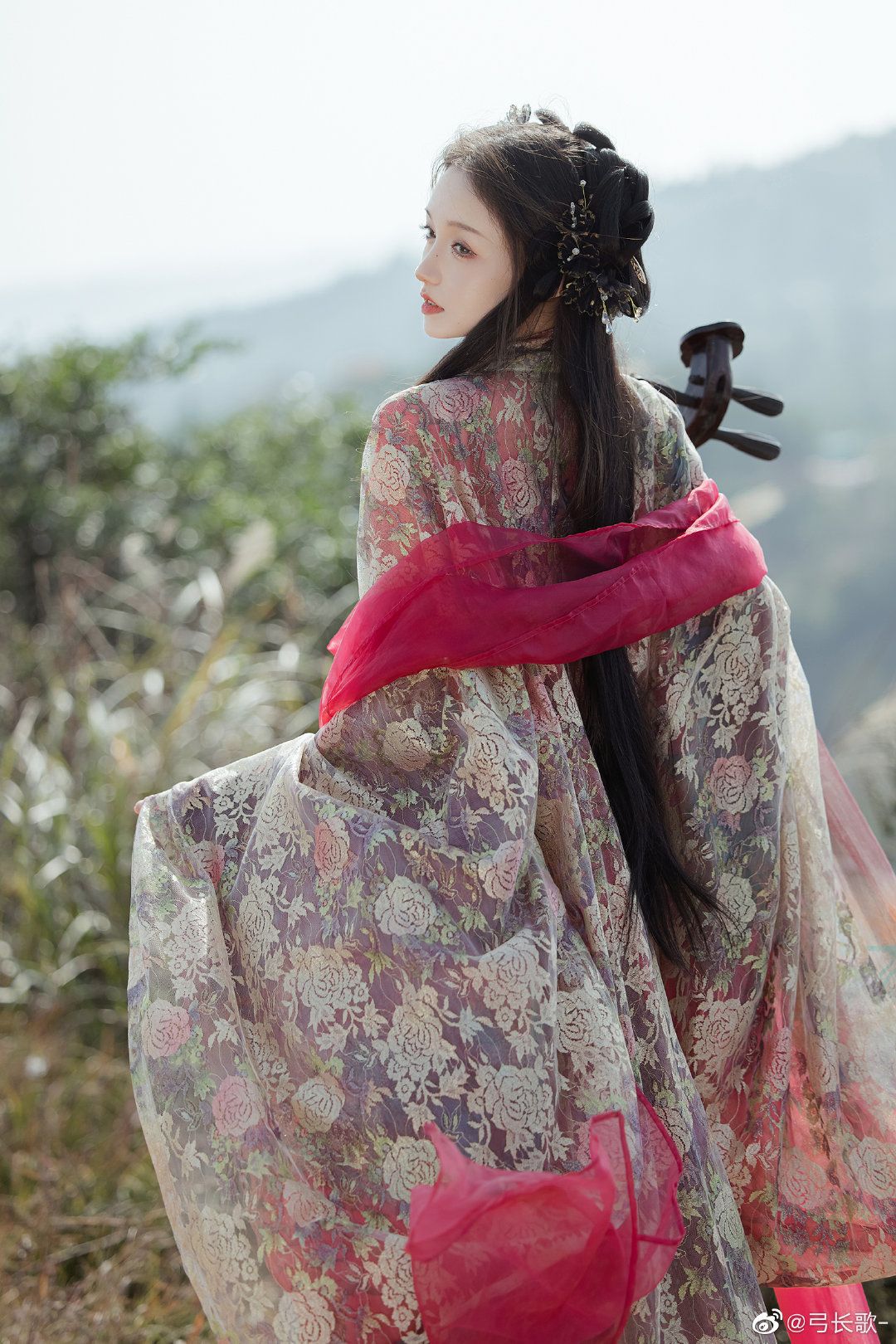 The Revival of Traditional Hanfu Wedding Gowns:A Journey into Ancient Elegance The Revival of Traditional Hanfu Wedding Gowns:A Journey into Ancient Elegance