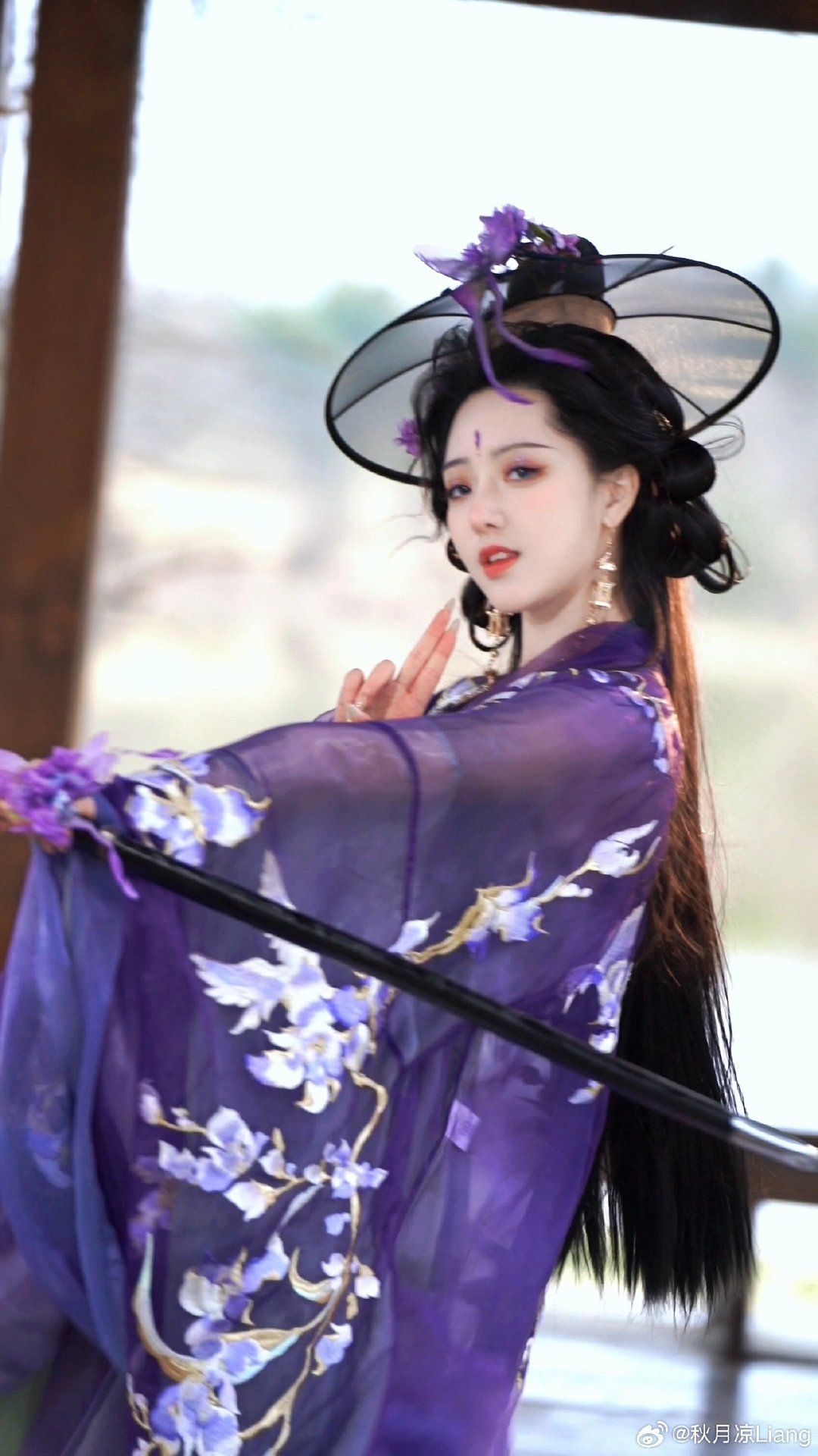 Plus-Size Summer Hanfu Fashion:Embracing the Beauty of Traditional Chinese Attire for Curvier Girls Plus-Size Summer Hanfu Fashion:Embracing the Beauty of Traditional Chinese Attire for Curvier Girls