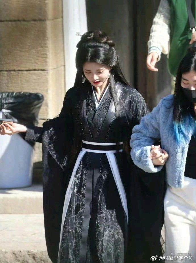 Forever Young and Vibrant:The Revival of Changle Unyielding Hanfu Fashion Forever Young and Vibrant:The Revival of Changle Unyielding Hanfu Fashion