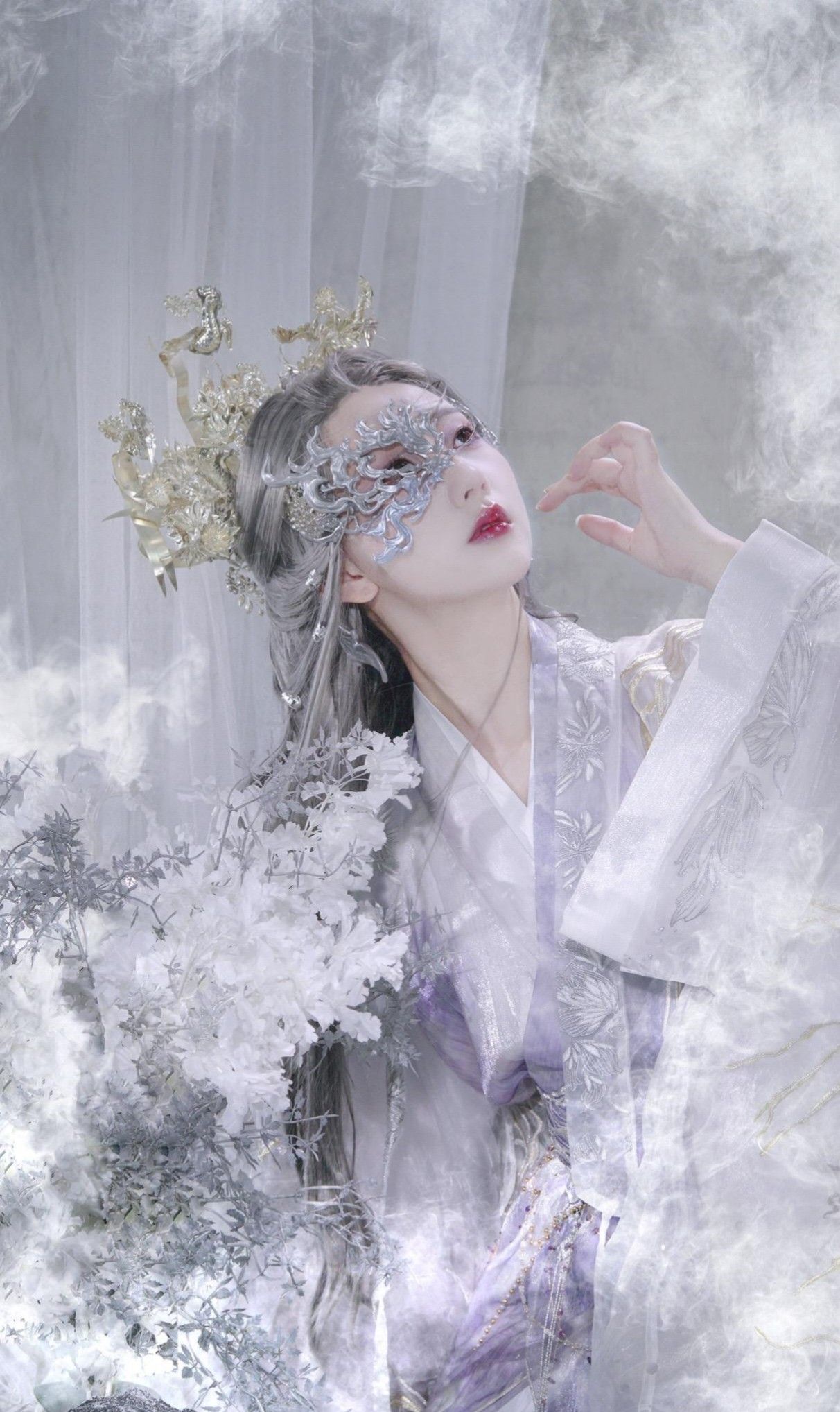 The Enchanting Charm of a Little Hanfu Girl The Enchanting Charm of a Little Hanfu Girl