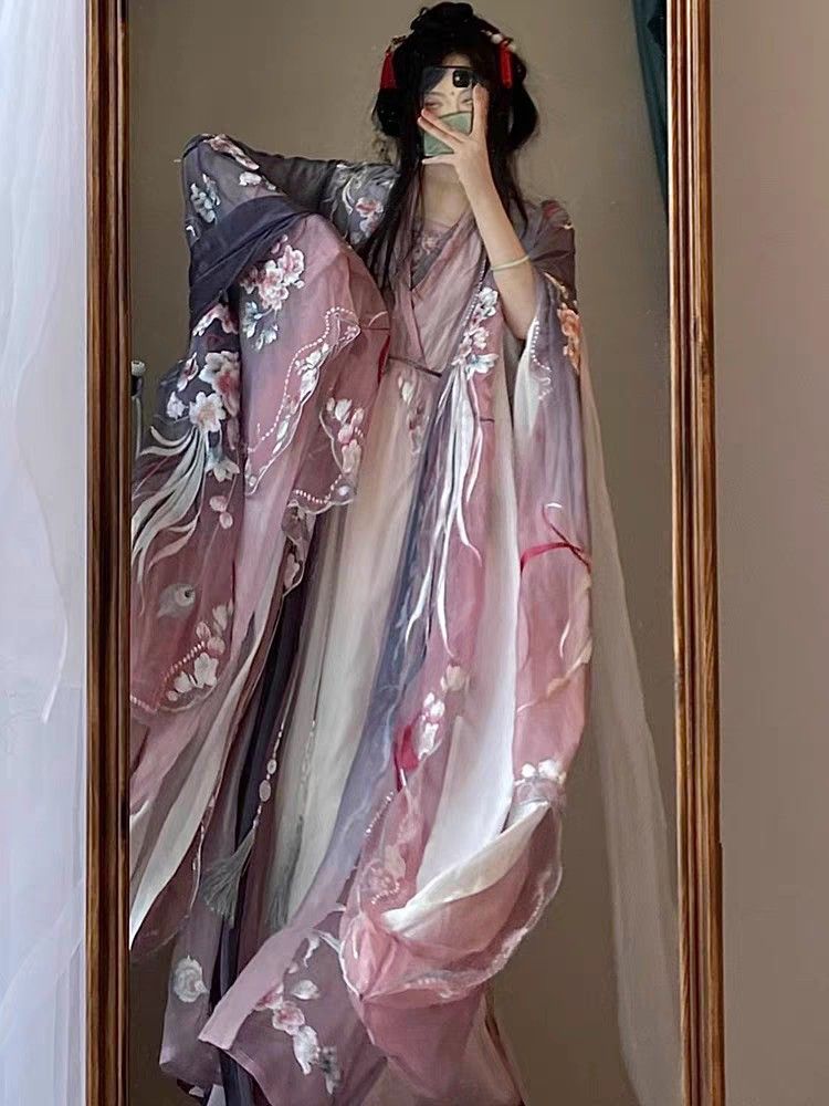Embracing the Summer in Oversized Hanfu Fashion:A Guide to Styling Large Size Hanfu for Summer Embracing the Summer in Oversized Hanfu Fashion:A Guide to Styling Large Size Hanfu for Summer