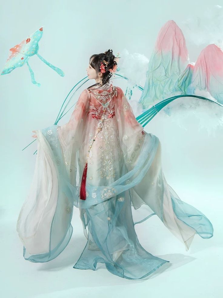 The Rise of Traditional Hanfu婚鞋 and Inner Height Enhancement for Women The Rise of Traditional Hanfu婚鞋 and Inner Height Enhancement for Women