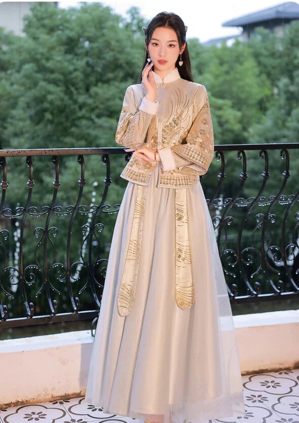 The Elegance of White Collared Hanfu:A Journey into Traditional Chinese Clothing The Elegance of White Collared Hanfu:A Journey into Traditional Chinese Clothing