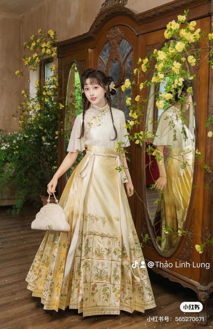 Chinese-Style Hanfu Girl:Embracing Traditional Elegance Chinese-Style Hanfu Girl:Embracing Traditional Elegance