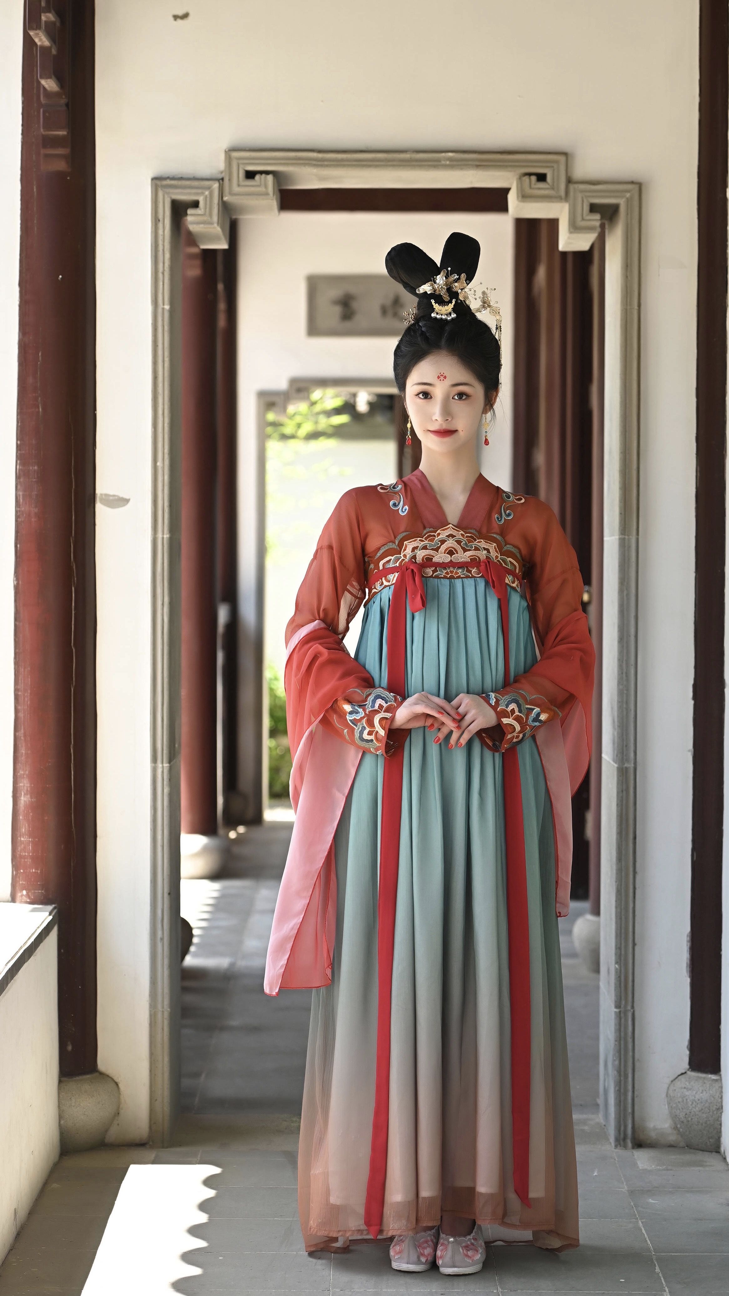The Versatile Red Horseface Skirt:A Fashionable Staple for Anyday Wear The Versatile Red Horseface Skirt:A Fashionable Staple for Anyday Wear