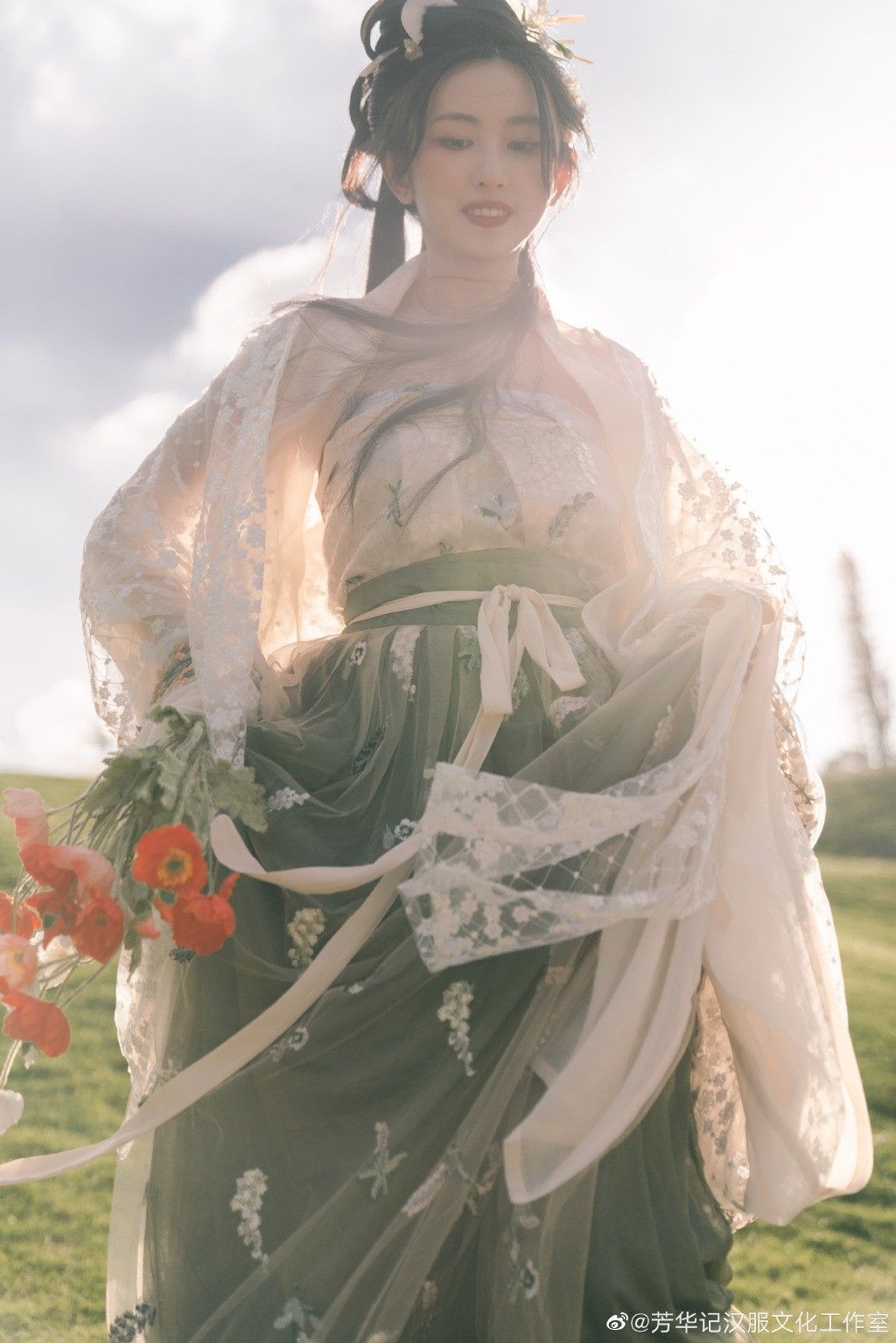 Maternity Cheongsam Fashion in Summer:Comfort and Style for Expectant Moms Maternity Cheongsam Fashion in Summer:Comfort and Style for Expectant Moms