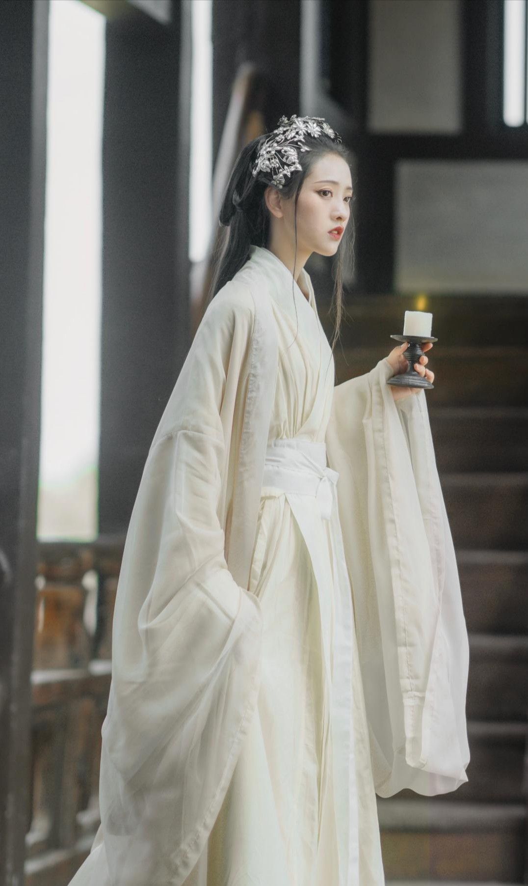 Elegant Combos of Mianqun Skirt and Hair Picks:A Guide to Traditional Beauty Elegant Combos of Mianqun Skirt and Hair Picks:A Guide to Traditional Beauty