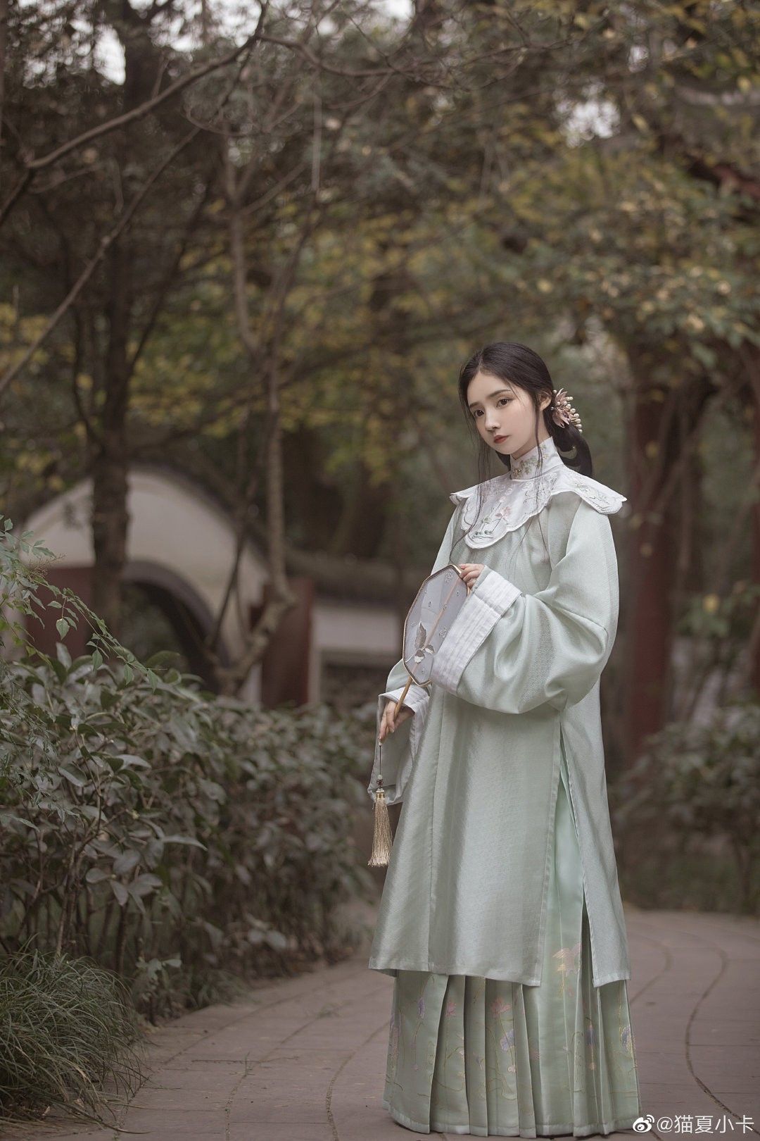 Modernizing the Traditional Ma-Mian Skirt:Adjusting the Elastic Waist for a Modern Fit Modernizing the Traditional Ma-Mian Skirt:Adjusting the Elastic Waist for a Modern Fit