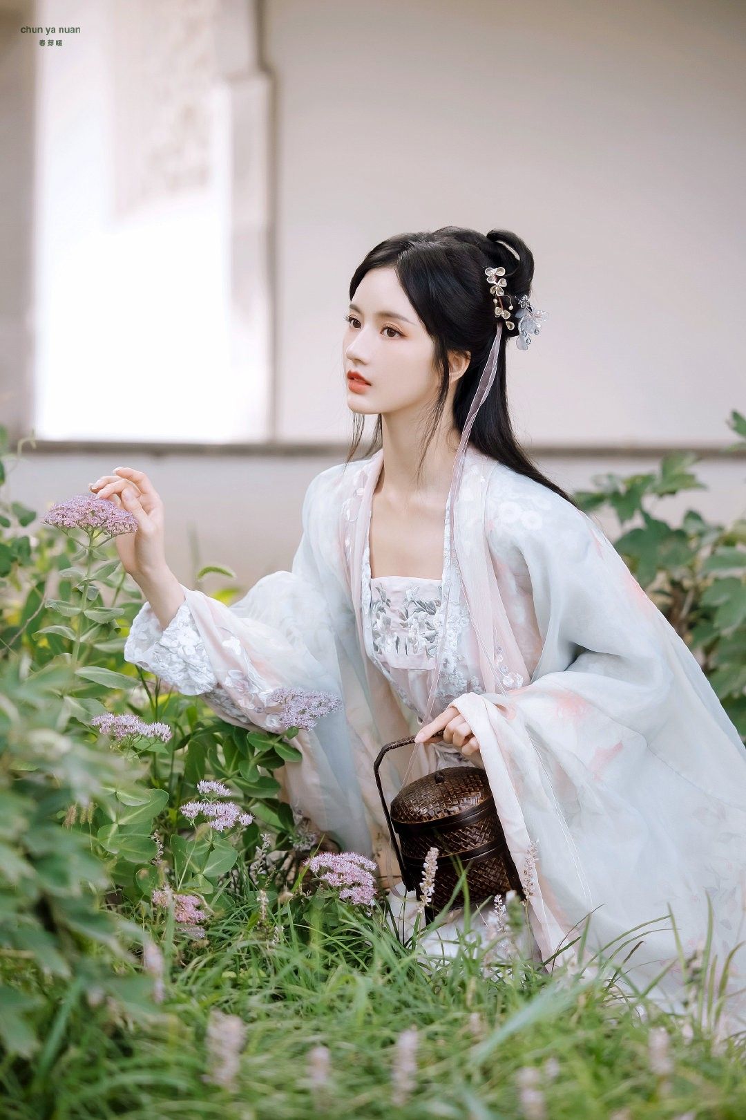 Slip-Resistant Hanfu:A Blend of Traditional Elegance and Modern Safety Slip-Resistant Hanfu:A Blend of Traditional Elegance and Modern Safety