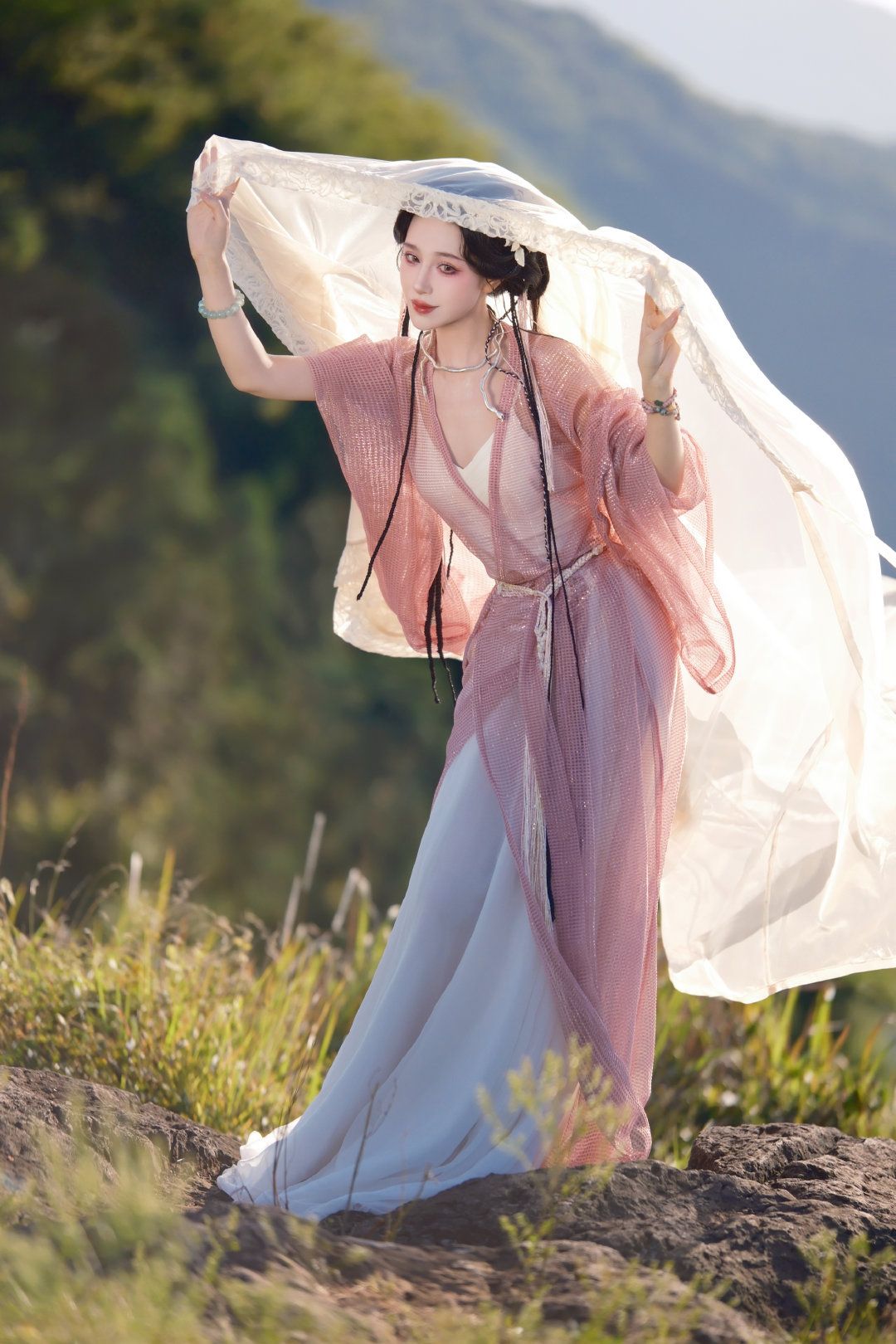 The Revival of Xiyue Cheongsam:Embracing Traditional Elegance in Modern Times The Revival of Xiyue Cheongsam:Embracing Traditional Elegance in Modern Times