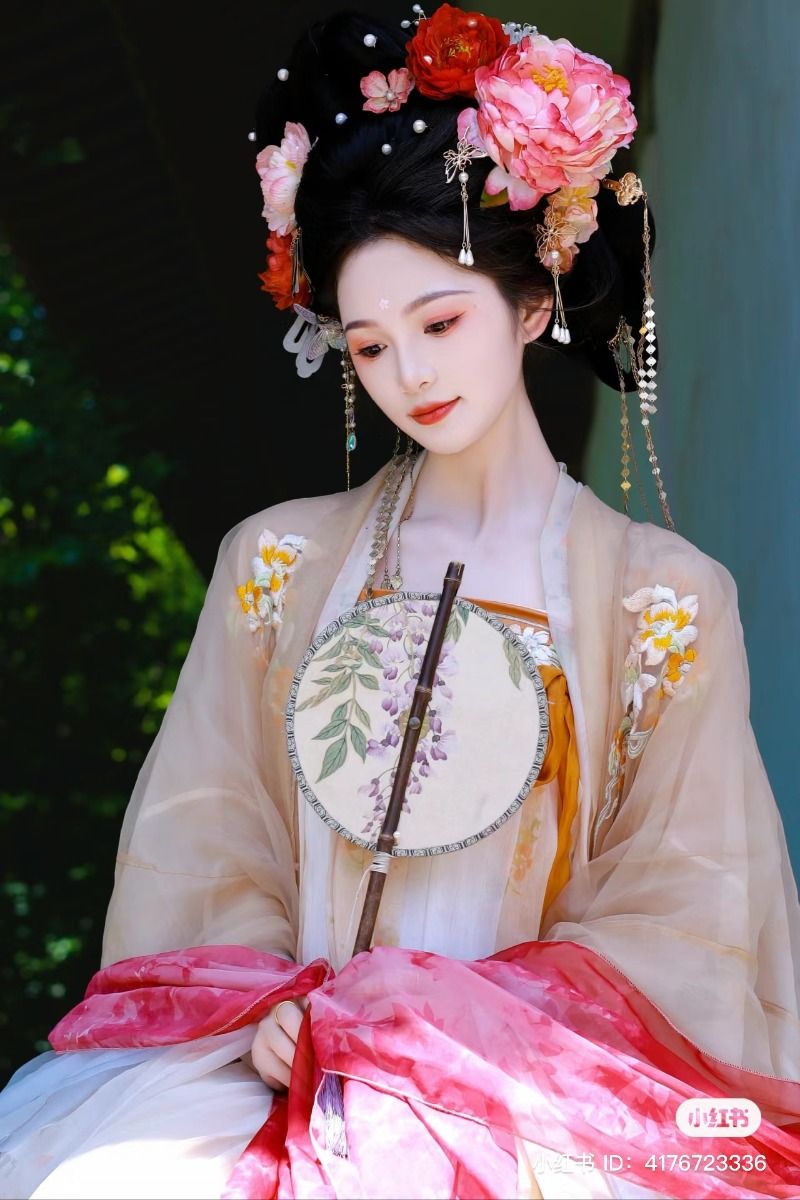 Headwear for Little Hanfu Girls:A Guide to Traditional Hair Accessories Headwear for Little Hanfu Girls:A Guide to Traditional Hair Accessories