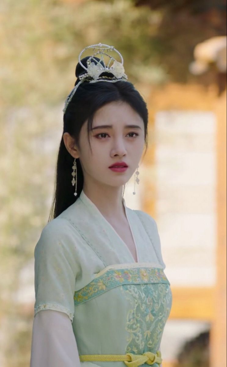 The Evolution of Traditional Chinese Clothing:The Role of Buttons in Hanfu Fashion The Evolution of Traditional Chinese Clothing:The Role of Buttons in Hanfu Fashion