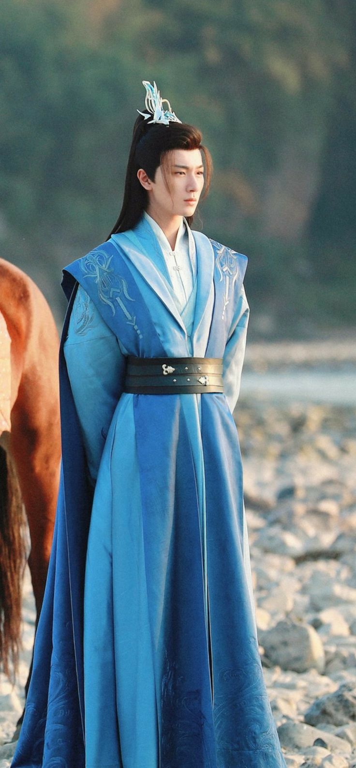 The Enchantment of Red and Green Hanfu:A Traditional Chinese Beauty The Enchantment of Red and Green Hanfu:A Traditional Chinese Beauty