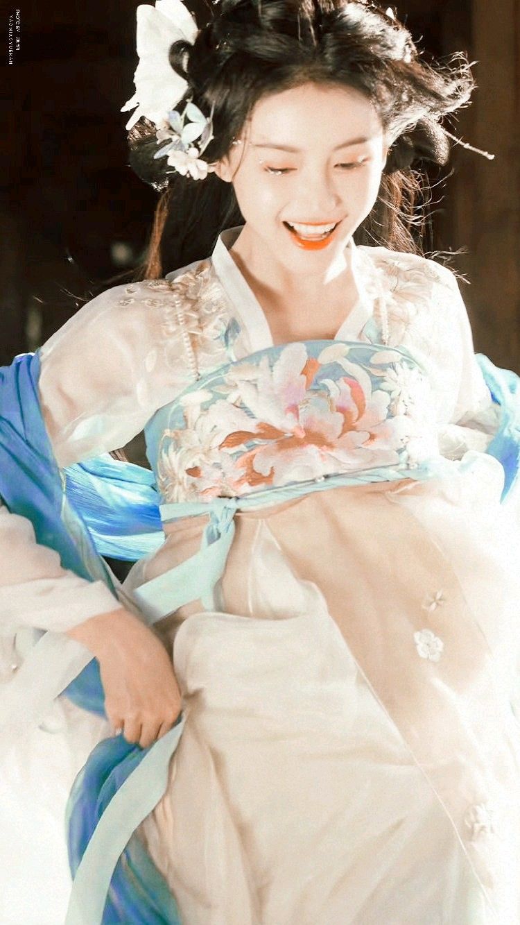 Traditional Chinese Clothing:Embracing the Splendor of Eastern Elegance Traditional Chinese Clothing:Embracing the Splendor of Eastern Elegance
