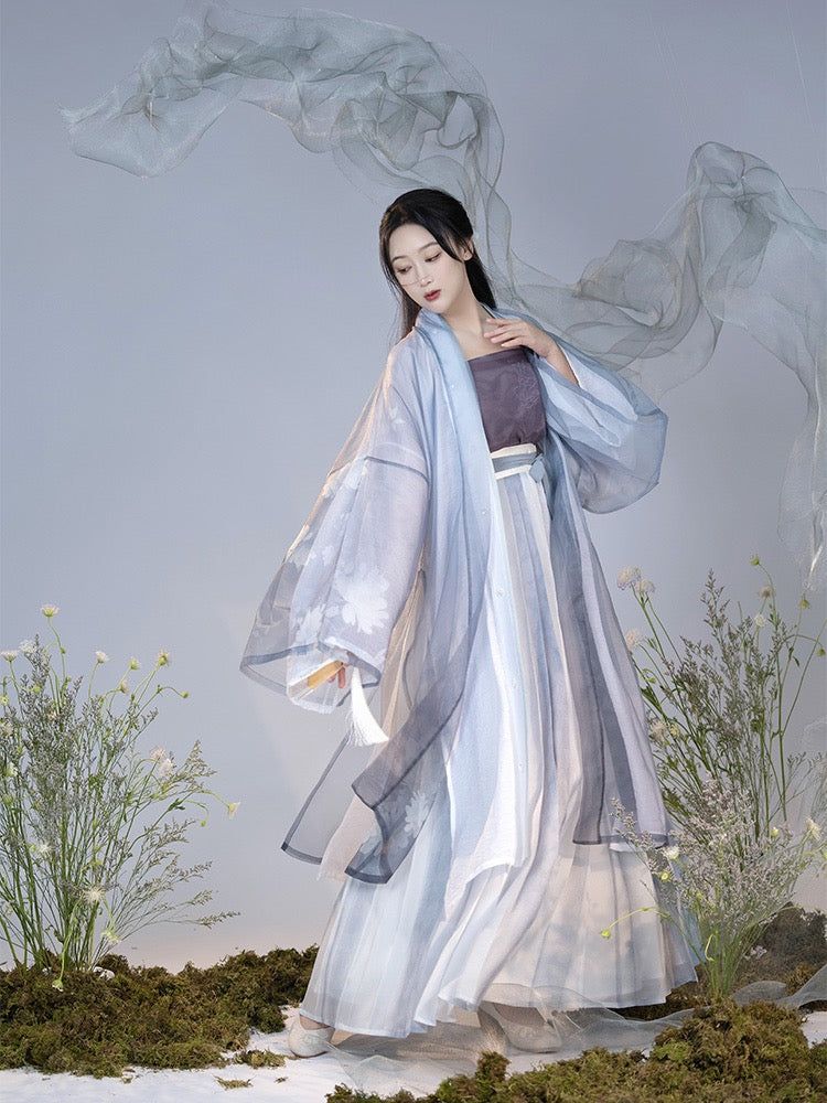 Winter Cheongsam for a Joyful Mother-in-Law Winter Cheongsam for a Joyful Mother-in-Law