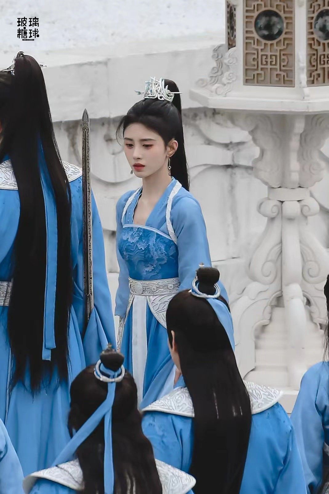 Large Size Hanfu Top and Horseface Skirt:A Fashionable Blend of Traditional and Modern Large Size Hanfu Top and Horseface Skirt:A Fashionable Blend of Traditional and Modern