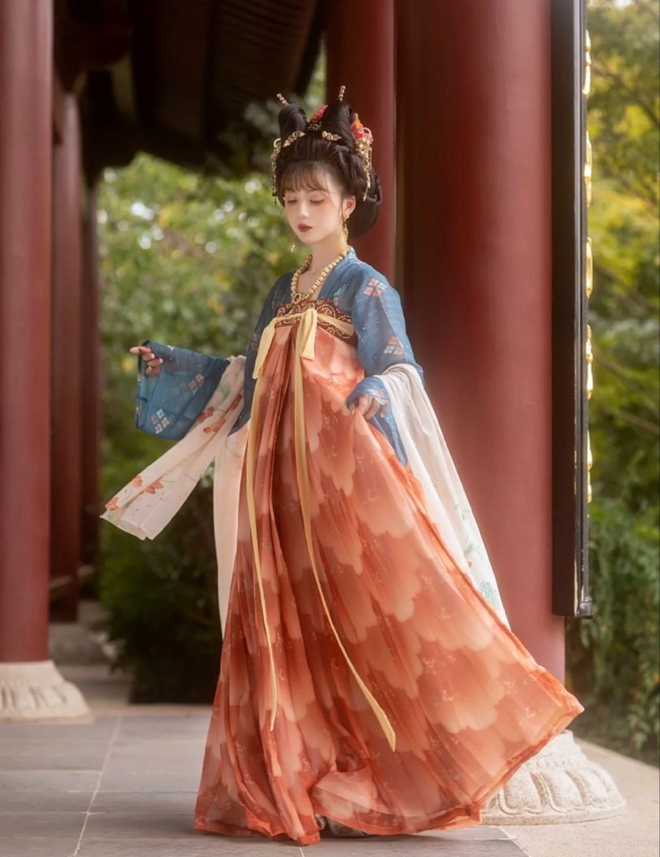 The Splendor of Traditional Chinese Beauty:Furons Hanfu Style in Ru Yi Fangfei The Splendor of Traditional Chinese Beauty:Furons Hanfu Style in Ru Yi Fangfei