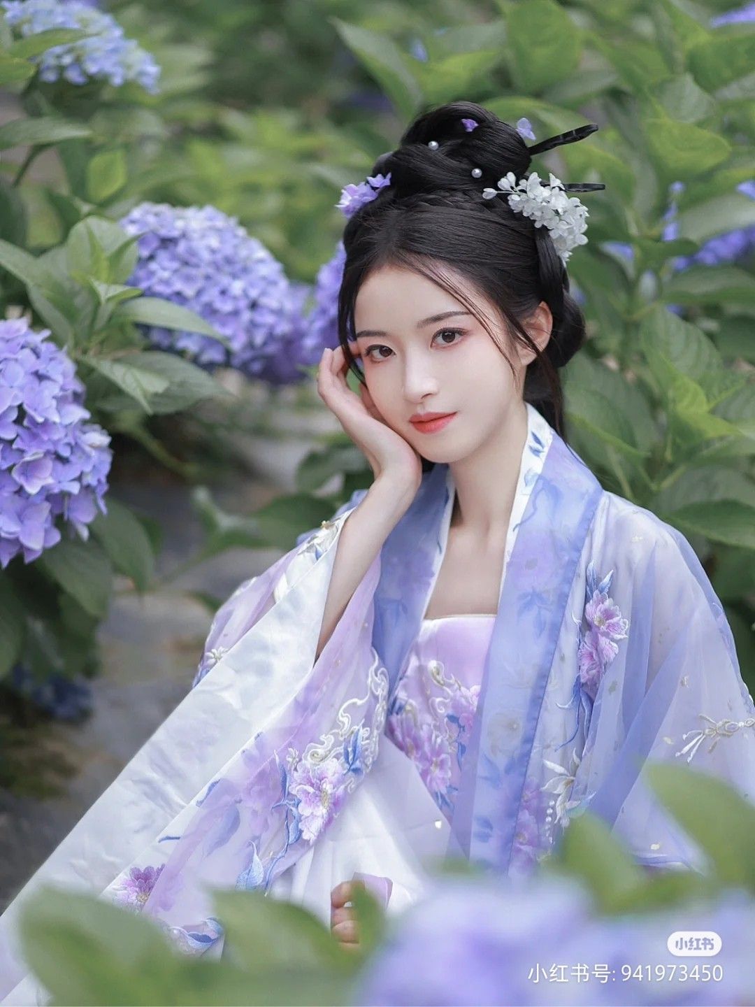 The Ethereal Charm of a Golden Yellow Hanfu with a Camisole The Ethereal Charm of a Golden Yellow Hanfu with a Camisole