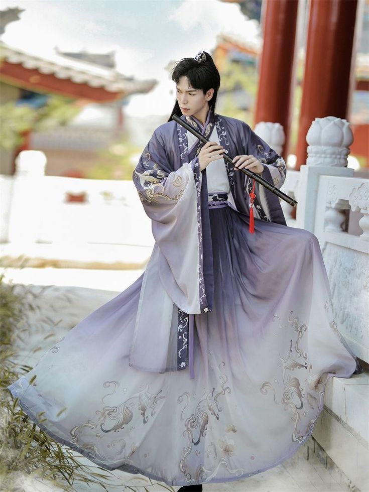 Winter Womens Shoes and Cheongsam:A Fashionable Fusion Winter Womens Shoes and Cheongsam:A Fashionable Fusion
