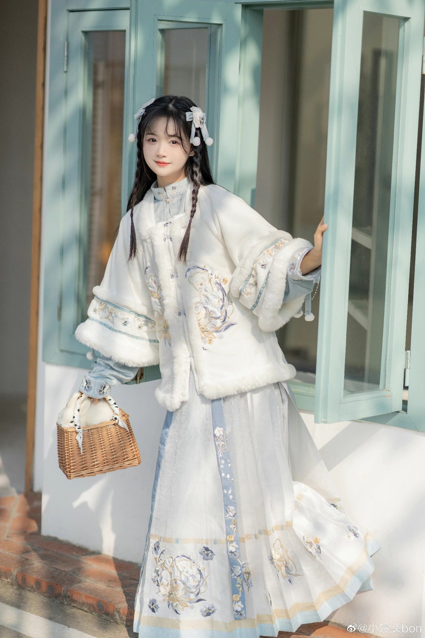 The Rise of Hanfu Fashion for 11-Year-Old Girls:Embracing Traditional Beauty in Modern Times The Rise of Hanfu Fashion for 11-Year-Old Girls:Embracing Traditional Beauty in Modern Times