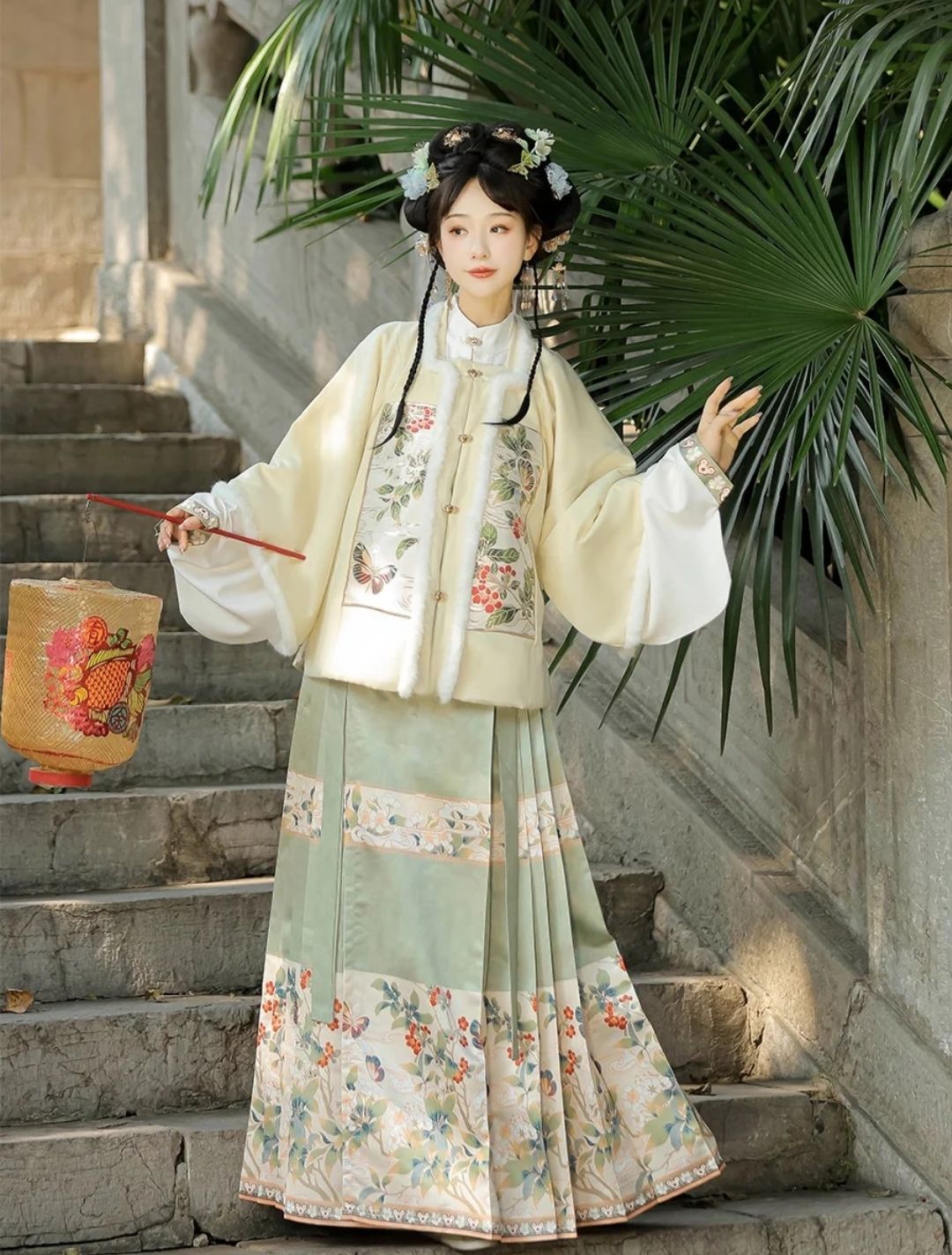 The Legacy of Loulan Princess:A Journey into the World of Hanfu Fashion The Legacy of Loulan Princess:A Journey into the World of Hanfu Fashion