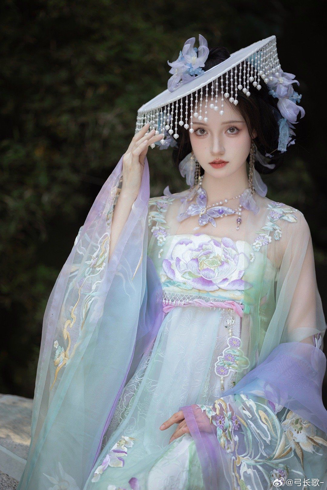 The Inner lining of a Horseface Skirt and Blouse:A Detailed Exploration The Inner lining of a Horseface Skirt and Blouse:A Detailed Exploration