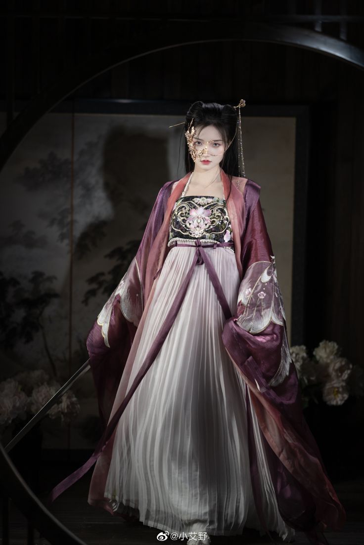 Elastic Cheongsam:A Blend of Tradition and Modernity Elastic Cheongsam:A Blend of Tradition and Modernity
