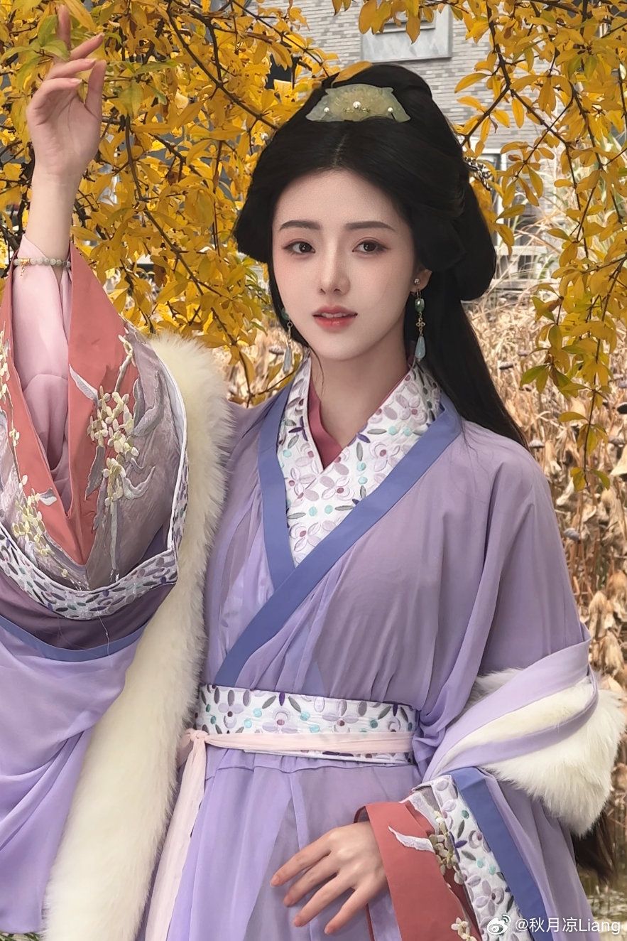 Mid-length Horseface Skirt:A Stylish Option for Autumn and Winter Mid-length Horseface Skirt:A Stylish Option for Autumn and Winter